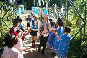 BIB: 4022
                            <button type="button" onclick="openModal(19045366)" class="btn btn-primary btn-sm float-right btn-popup" data-toggle="modal" data-target=".modal-high-quality">
                        <i class="fas fa-shopping-cart"></i> Add to Cart
                    </button>
                                            <button type="button" onclick="isThisMe(19045366, true)" class="btn btn-success btn-sm float-right btn-popup btn-isme hidden" data-toggle="tooltip" data-placement="bottom" title="นี่คือรูปของคุณใช่ไหม คลิกที่นี่เพื่อเอาเข้าอัลบั้ม">
                        <i class="fas fa-plus"></i> Add to album
                    </button>
                    <button type="button" onclick="isThisMe(19045366, false)" class="btn btn-warning btn-sm float-right btn-popup btn-isnotme hidden">
                        <i class="fas fa-ban"></i> Remove from album
                    </button>